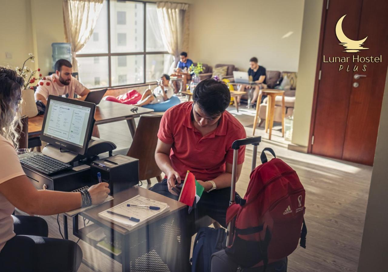 Lunar Hostel Plus Dubai Ngoại thất bức ảnh